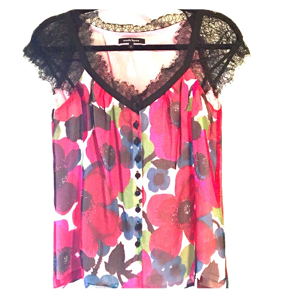 Short sleeve top